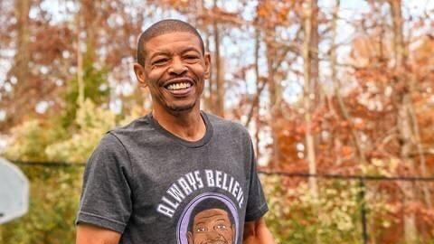 Muggsy Bogues. (Team Bogues)